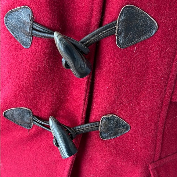 American Eagle Outfitters Wool Blend Women's Red Toggle Coat with Faux Fur Hood - Picture 9 of 12